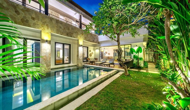 Nelayan Garden Villa Exquisite 3 bedroom Canggu 500 meter from beach