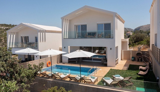 Nevelo Amethyst,Near beach, tavern,Rethymno