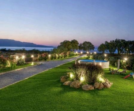 New Beachfront villa Six Stars in Chania,close to the beach & amenities