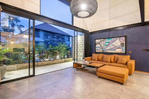 New Duplex apartment 200m to Beach Canggu