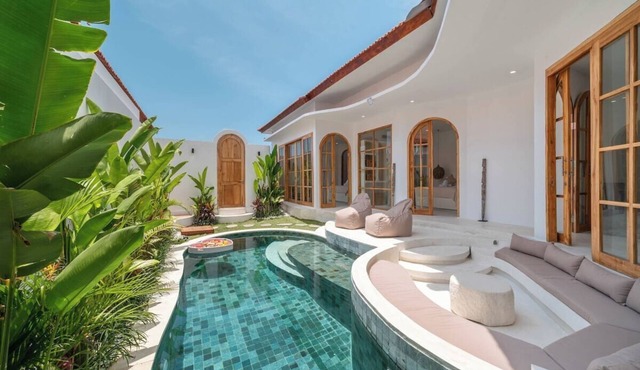 NEW Tropical & Modern 3BR Central - Canggu beach