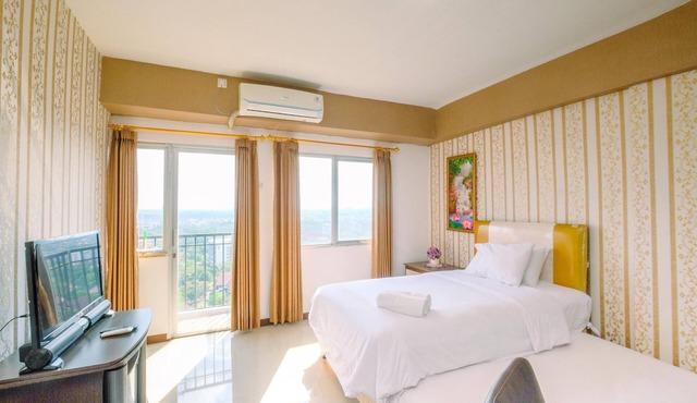 Nice And Minimalist Studio At Park View Condominium Apartment