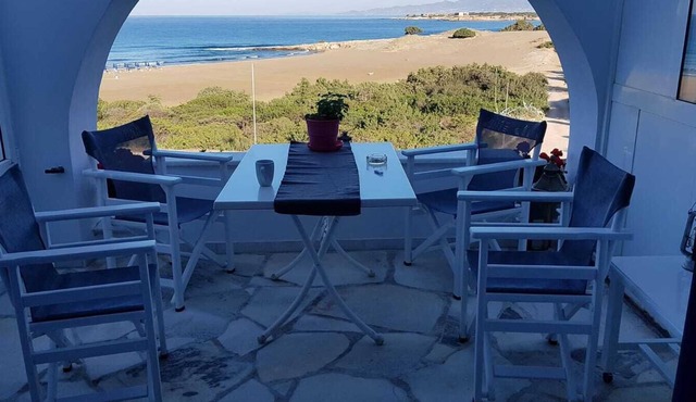 Nice apartment, small row house on the beach (Liz. No. 00000473361)