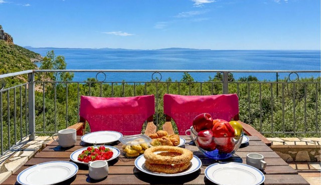 Nice Bungalow In Astros Arkadias With Wifi