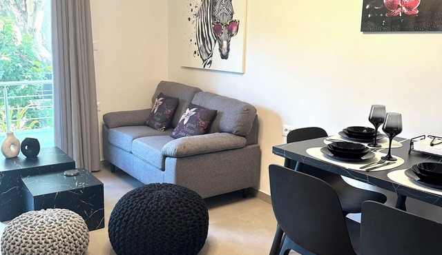 Nice n Cozy Apartment II in Rhodes Town