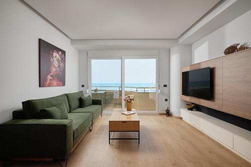 Niki Seaview Haven