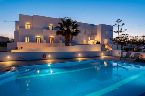Nikos Hotel