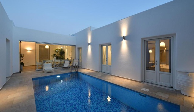 Nisides Villa Naoussa
