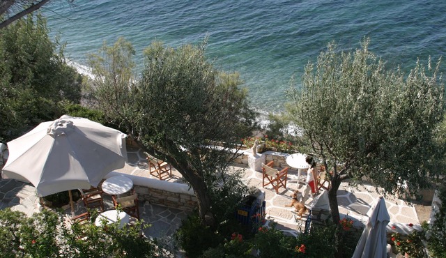 Nissiotiko Hotel