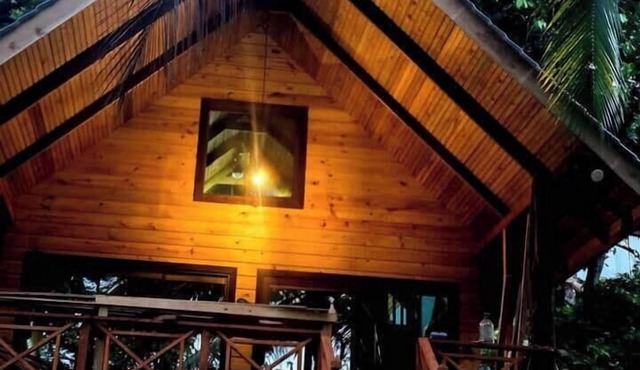 Off-Grid A-Frame Jungle Cabin · Isla Colón · Solar, AC, WiFi, Sleeps 5