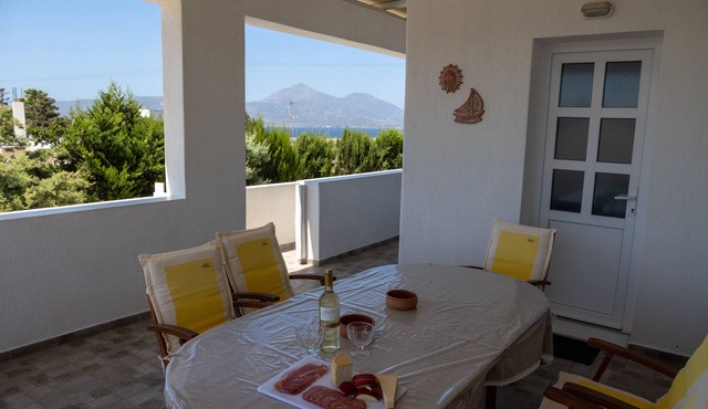 ★Oleander★ family house near Adamas w/Great View
