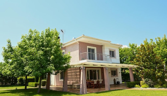 Olympus Riviera Modern Luxury Villa in Leptokarya