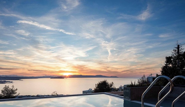 Omnia Villas