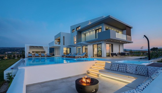 Orizontes Deluxe Residence