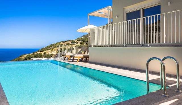 Ostria Villa - One Bedroom Villa, Sleeps 2