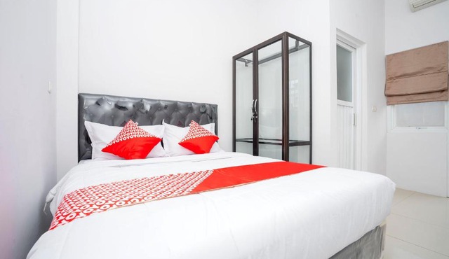 OYO 2210 Star One Guest House