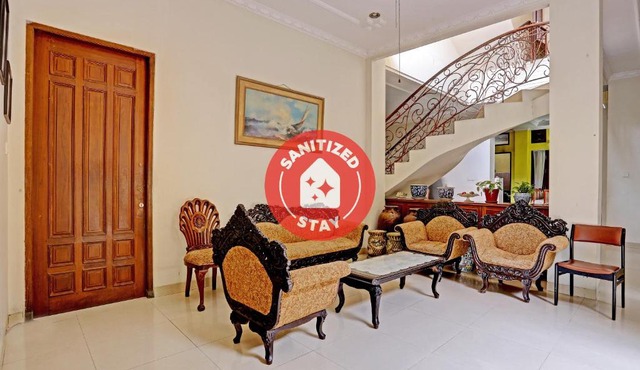 OYO 91861 Pemuda Kemuning Guest House
