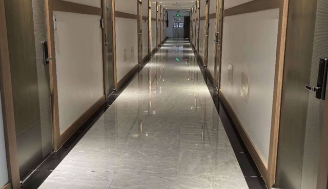 OYUSTAY Clark condo near airport casino
