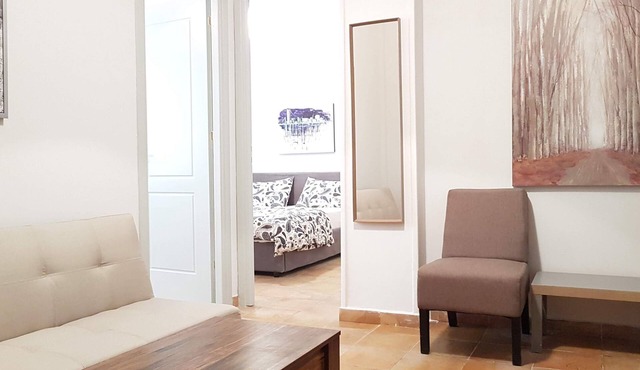 Palette Apartment (Terracotta) - Athens Center, 3 BD, 2 BATH