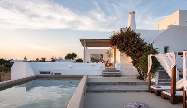 PAROS HOUSE - A Peaceful Private Villa with Amazing Sea & Sunset View