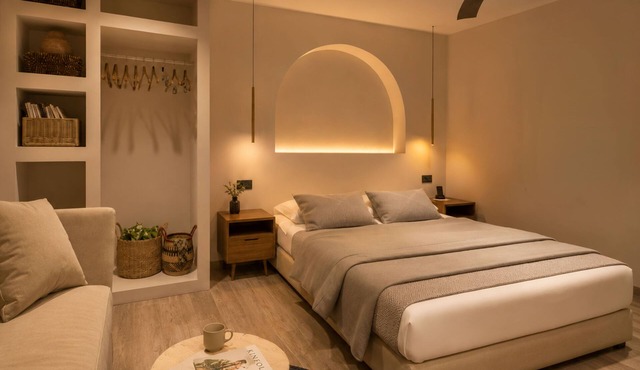 Paros Studio 8th Central Naousa