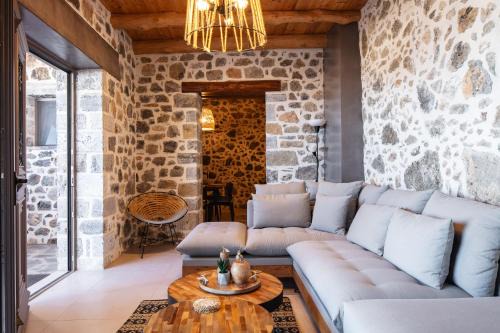 Pavli's House