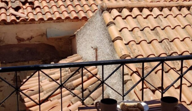 Penny's studio in the heart of Poros