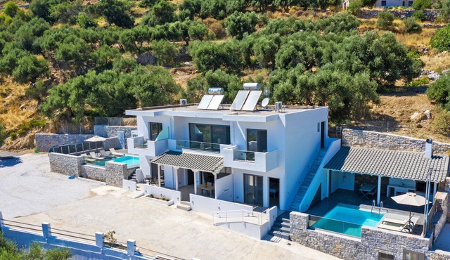 Petasos 2 villa,Pool,Near Taverns ,South Crete