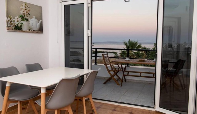 Peter & Paul Seaview House Private Parking, A/C