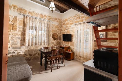 Petra Vori Studio