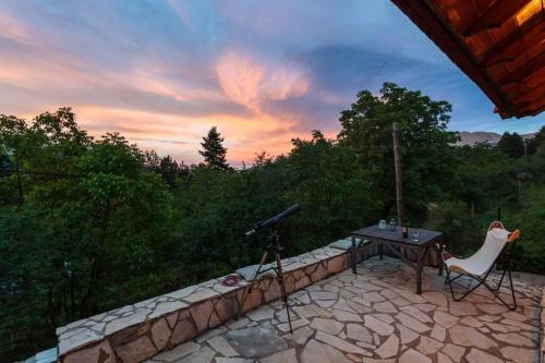 Pine Forest Chalet 1400m, Cinema & Fireplace