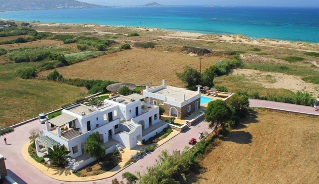 Plaka Hotel II