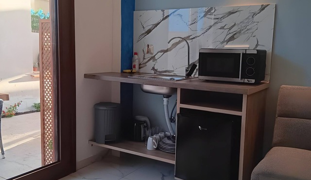 Poseidon Apartment in Laganas, Zante with Scuba Diving and Boat Tours