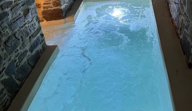 Private Heated Pool Palia Mandra