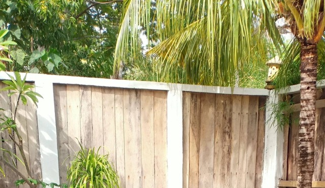 Private villa 3 bed rooms, swimming pool and big garden,
