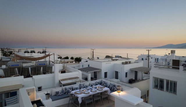 Prokopios Beach 4BDR Apartment with Rooftop – Casa Calù