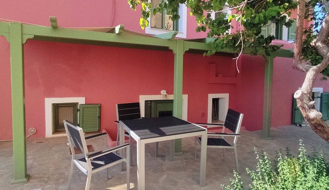 Quiet Apartment in Marathonas - 5 min From the Beach!