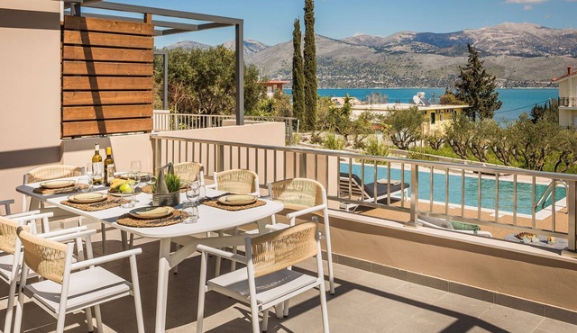 R 1480 Fter K3 with Garden View, Sea view & Welcome Drink.