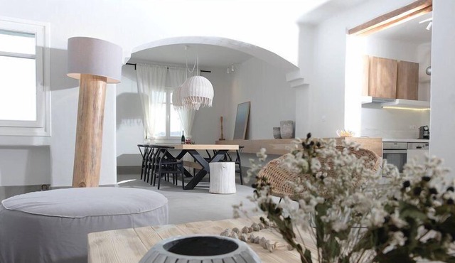 R 3425 Villa Jaeger Agios Lazaros With Bathroom Amenities , Magnifying Mirror & Walking closet.