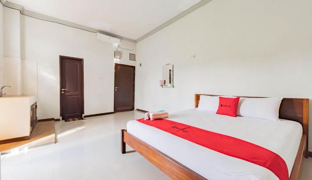 RedDoorz near GOR Sempaja Samarinda