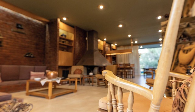 Retro house