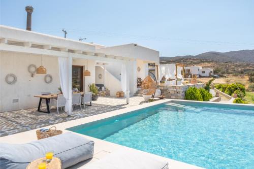 Revery Villa & House