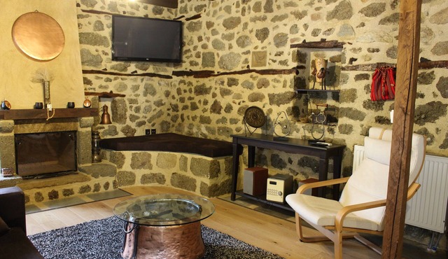 Rock and Stone - Stone mansion under the rock- 2BD