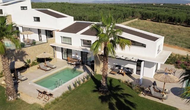 Rocky Villa – 2 Bedroom Private Pool, Garden & Nature Views | Halkidiki Retreat