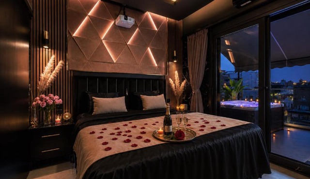 Romantic Luxurious Penthouse Designed Suite