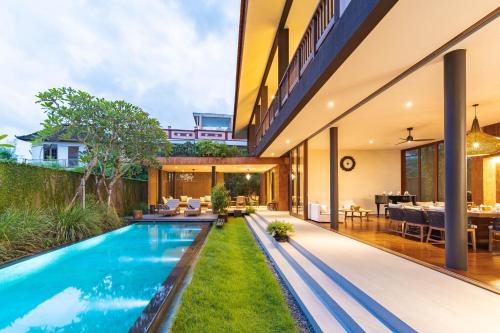 Rosa Village - Luxury 4 Bedrooms Villa, Walkable to Beach
