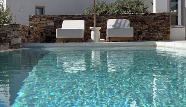 Saliagos Antiparos Complex - K1 private pool villa