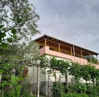 Sara & Mateo Guesthouse