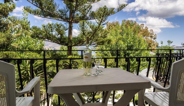 Sea Breeze Apartments