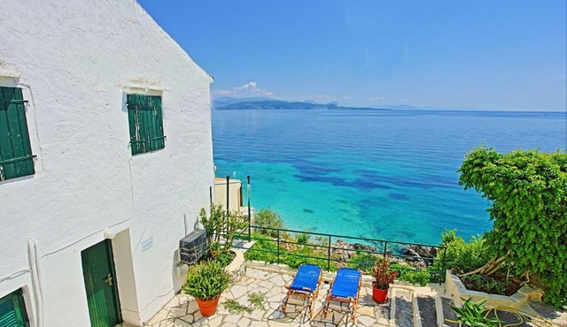 Sea Front Studio Alexandra